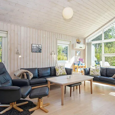 Luxury Retreat Near Hébergement de vacances Sonderby (Midtjylland)